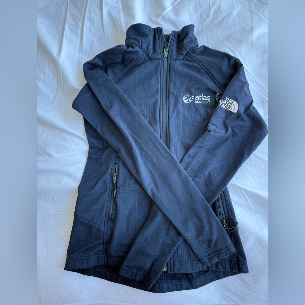 Healthcare The North Face Navy light weight Fleece